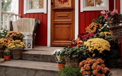 Transforming Porches: The Gaines' Timeless Tip for Instant Curb Appeal